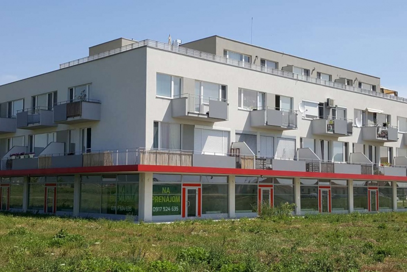 Referencie / Slovenský Grob, Čierna Voda, City Gate, Polyfunkčný